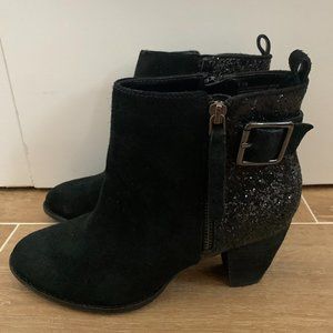 Gianni Bini Sheena Black Booties